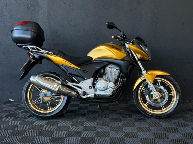 CB 300R ABS - 2011 - CAXIAS DO SUL
