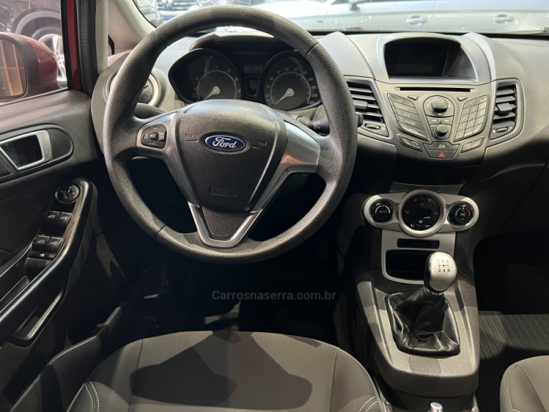 FIESTA 1.6 SE HATCH 16V FLEX 4P MANUAL - 2016 - CAXIAS DO SUL