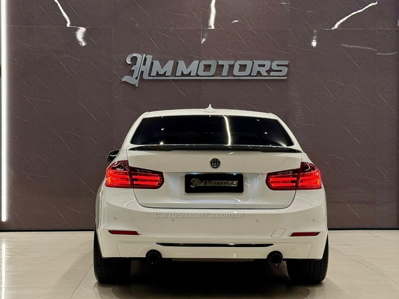 335I 3.0 SEDAN 24V GASOLINA 4P AUTOMÁTICO - 2012 - CAXIAS DO SUL
