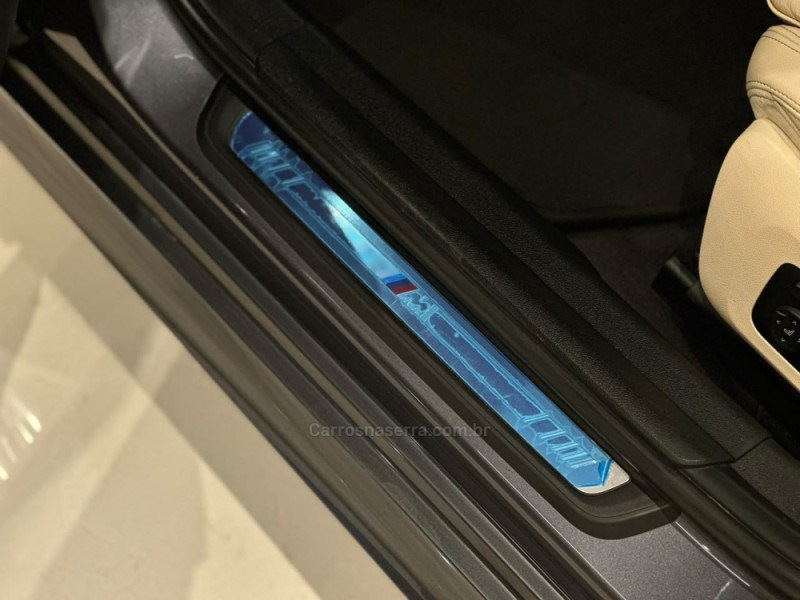 320I 2.0 M SPORT 16V TURBO GASOLINA 4P AUTOMÁTICO - 2021 - CAXIAS DO SUL