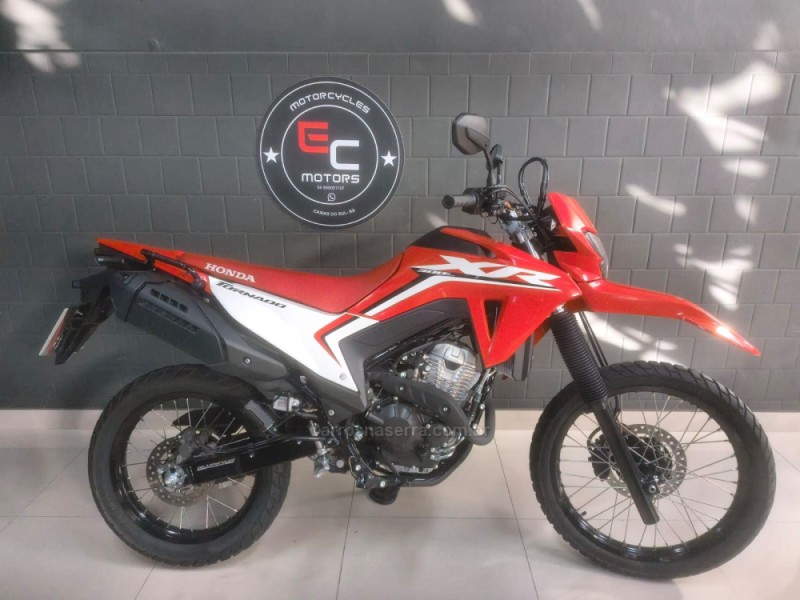 xr 300l tornado  2025 caxias do sul