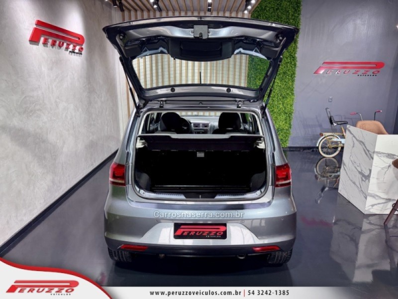 FOX 1.6 CONNECT 8V FLEX 4P MANUAL - 2018 - NOVA PRATA