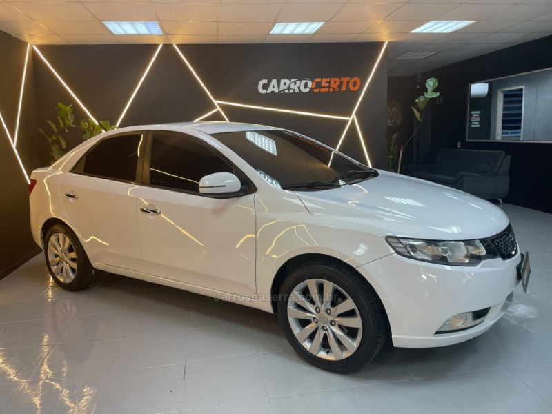 CERATO 1.6 SX3 16V FLEX 4P MANUAL - 2013 - NOVO HAMBURGO