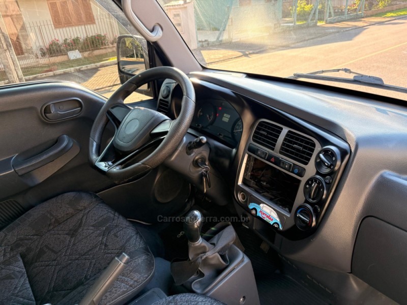 BONGO 2.5 K-2500 4X2 CS TURBO DIESEL 2P MANUAL - 2011 - ESTâNCIA VELHA