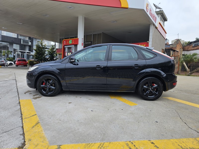 FOCUS 2.0 FC 16V GASOLINA 4P MANUAL - 2009 - CAXIAS DO SUL