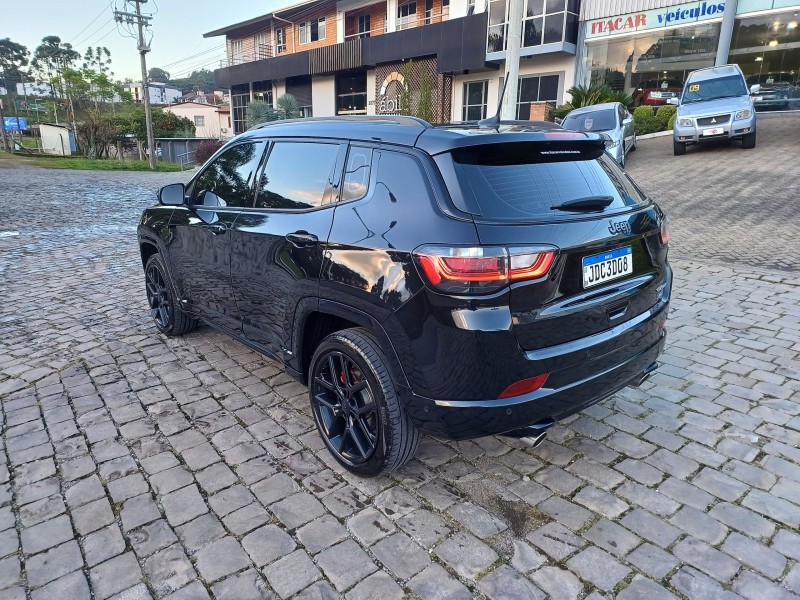 COMPASS 2.0 BLACKHAWK 4 TURBO GASOLINA 4P AUTOMÁTICO - 2025 - FLORES DA CUNHA
