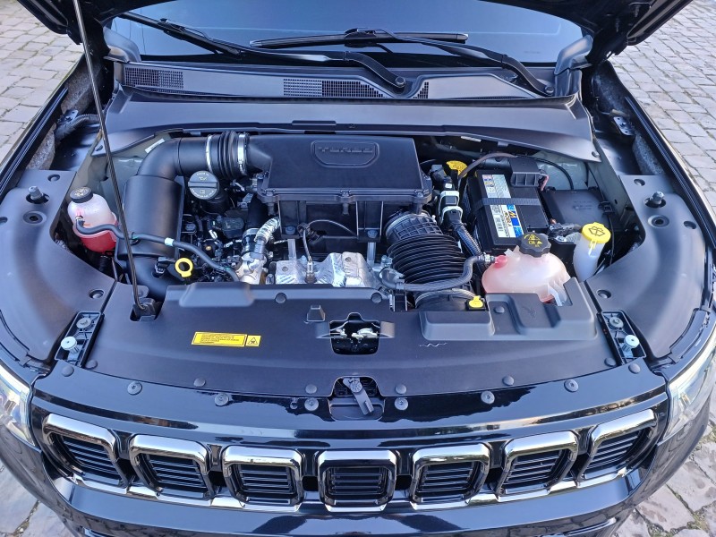 COMPASS 2.0 BLACKHAWK 4 TURBO GASOLINA 4P AUTOMÁTICO - 2025 - FLORES DA CUNHA