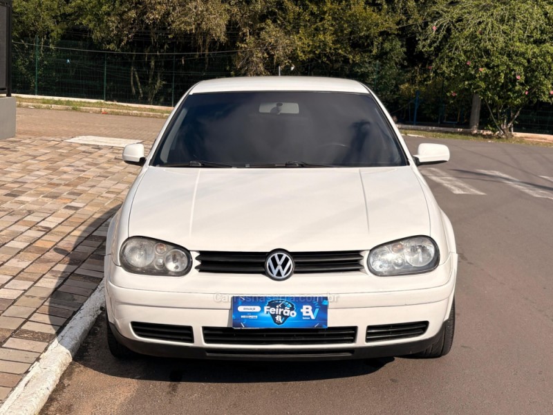 GOLF 1.6 8V GASOLINA 4P MANUAL - 2001 - ESTâNCIA VELHA