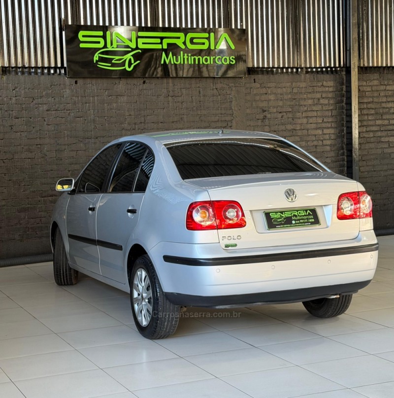 POLO SEDAN 1.6 MI 8V FLEX 4P MANUAL - 2008 - CAXIAS DO SUL