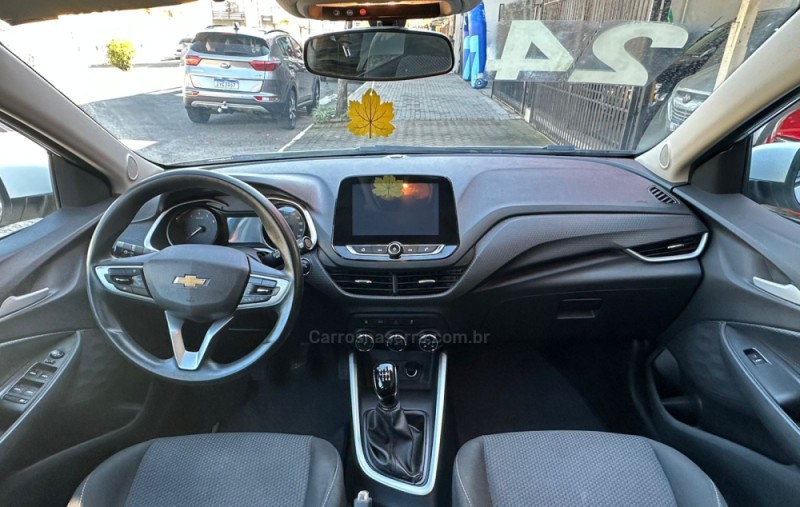 ONIX 1.0 LT 12V FLEX 4P MANUAL - 2024 - PAROBé