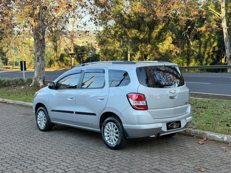SPIN 1.8 LT 8V FLEX 4P MANUAL - 2016 - DOIS IRMãOS