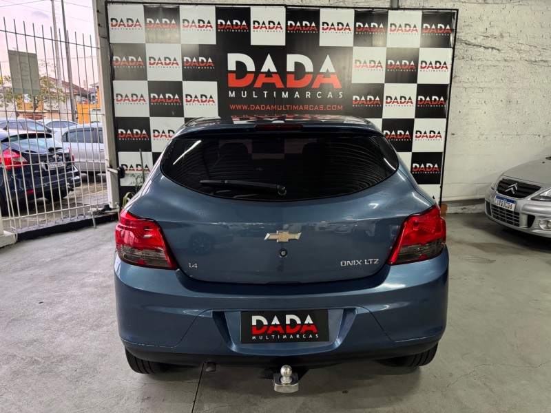 ONIX 1.4 MPFI LTZ 8V FLEX 4P MANUAL - 2015 - CAXIAS DO SUL