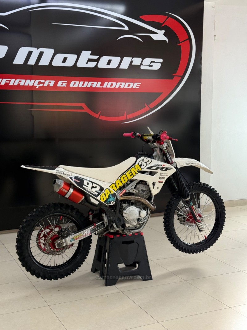 CRF 250F  - 2021 - FARROUPILHA