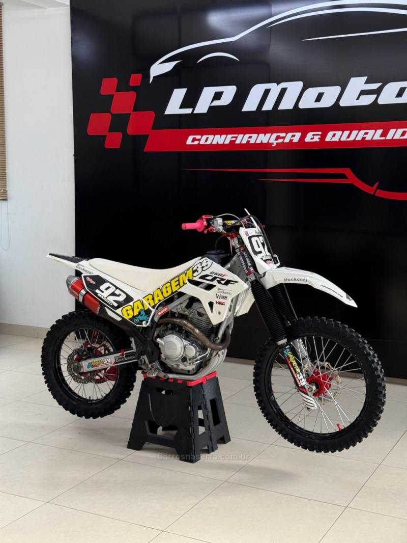 CRF 250F  - 2021 - FARROUPILHA