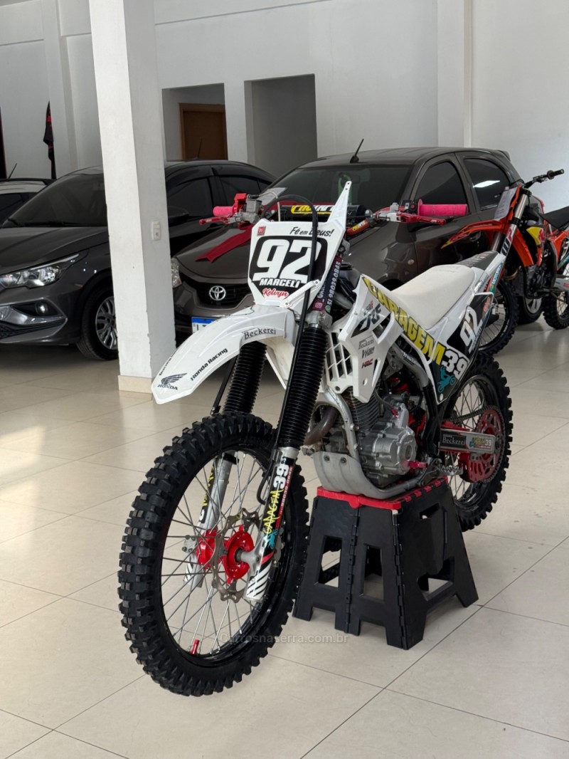 CRF 250F  - 2021 - FARROUPILHA