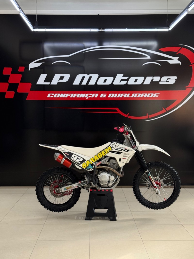 crf 250f  2021 farroupilha