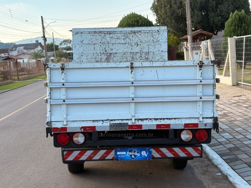 BONGO 2.7 K-2700 4X4 CD DIESEL 4P MANUAL - 2024 - ESTâNCIA VELHA