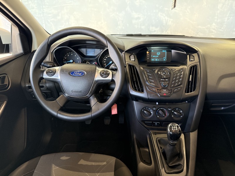 FOCUS 1.6 S 16V FLEX 4P MANUAL - 2015 - CAXIAS DO SUL