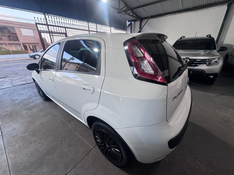 PUNTO 1.4 ATTRACTIVE 8V FLEX 4P MANUAL - 2014 - CAXIAS DO SUL