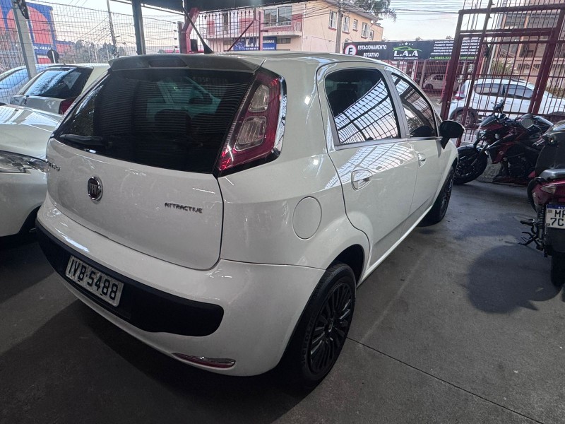 PUNTO 1.4 ATTRACTIVE 8V FLEX 4P MANUAL - 2014 - CAXIAS DO SUL