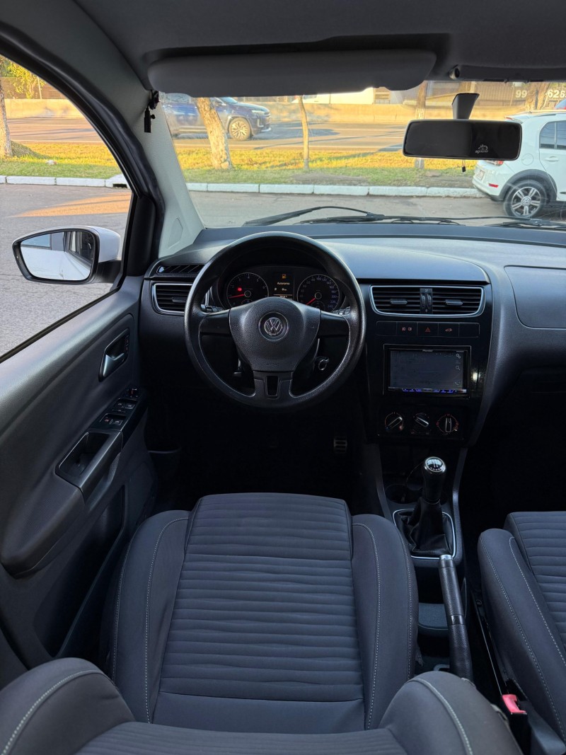 CROSSFOX 1.6 MI FLEX 8V 4P MANUAL - 2011 - ESTâNCIA VELHA