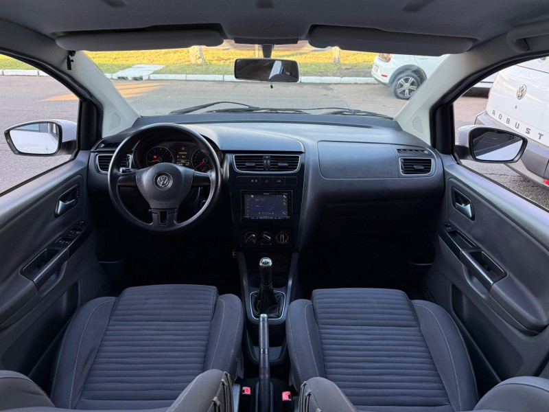 CROSSFOX 1.6 MI FLEX 8V 4P MANUAL - 2011 - ESTâNCIA VELHA