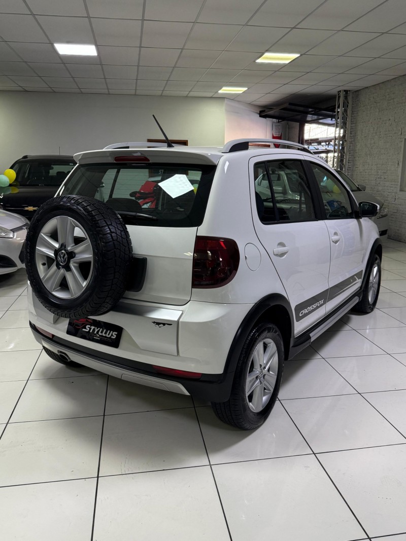 CROSSFOX 1.6 MI FLEX 8V 4P MANUAL - 2011 - ESTâNCIA VELHA