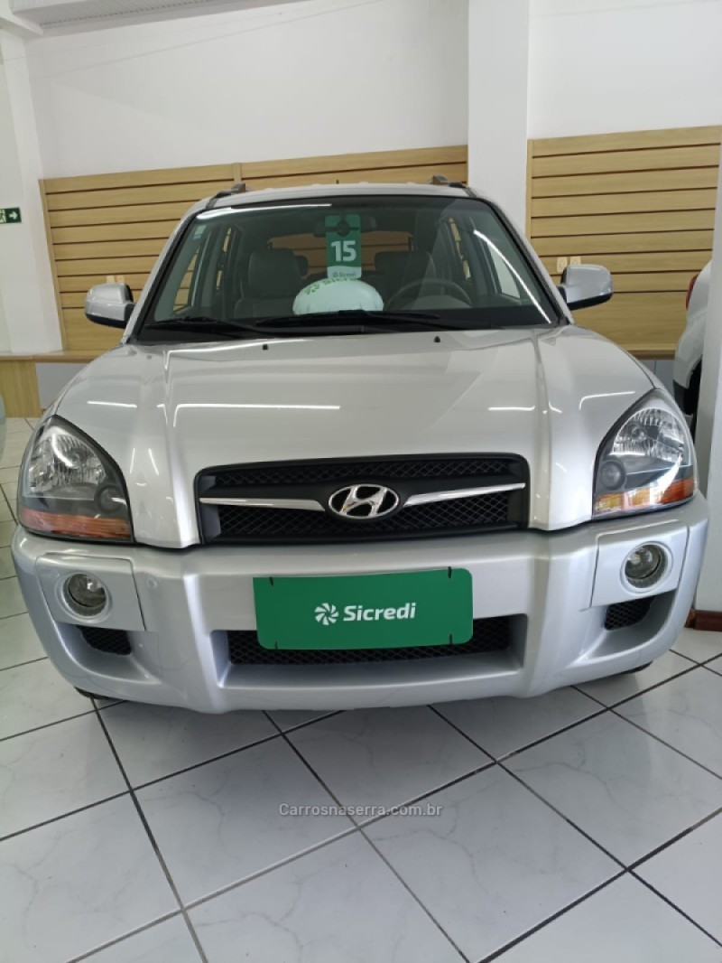 TUCSON 2.0 GL 2WD 16V GASOLINA 4P MANUAL - 2015 - NOVA PETRóPOLIS