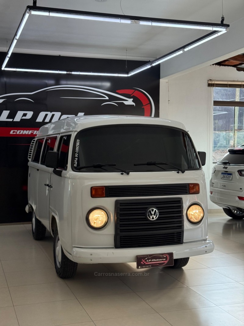 KOMBI 1.4 MI STD 8V FLEX 3P MANUAL - 2012 - FARROUPILHA