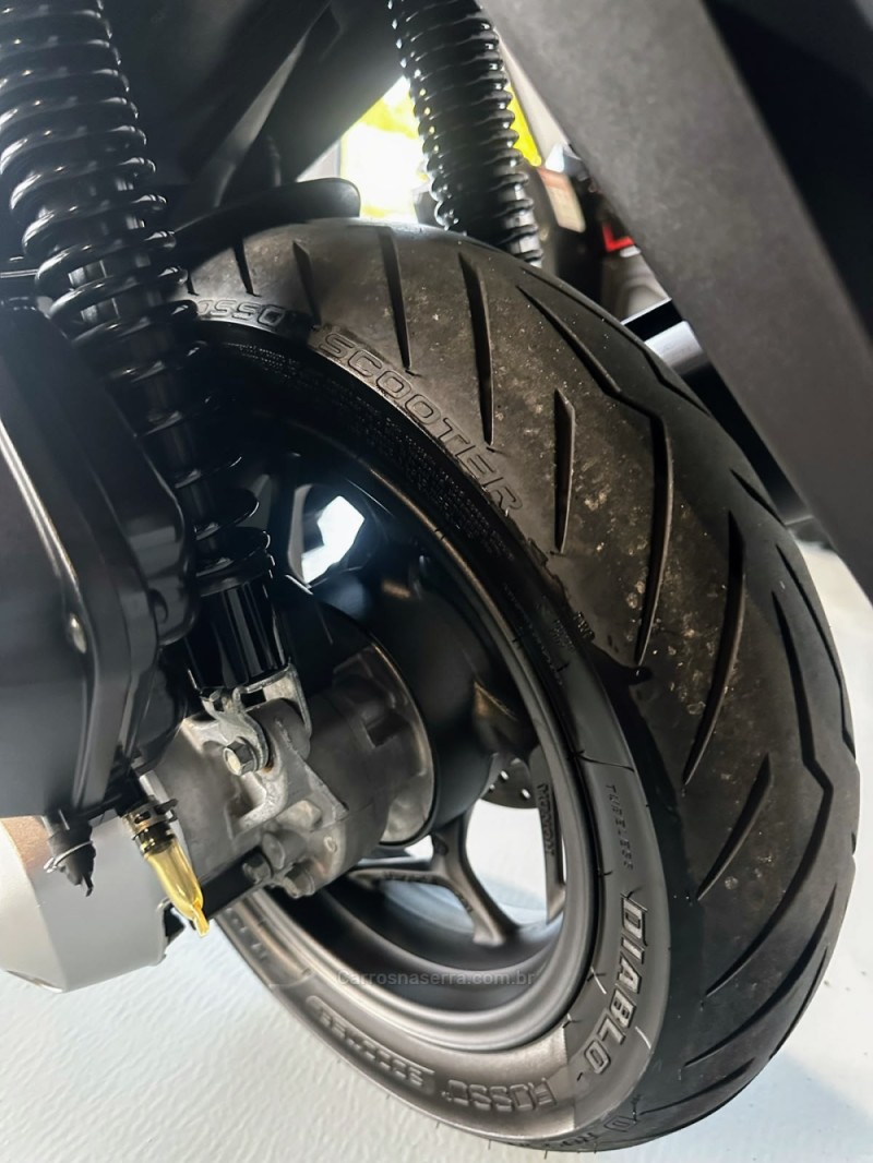 PCX 160 ABS - 2024 - TRêS COROAS
