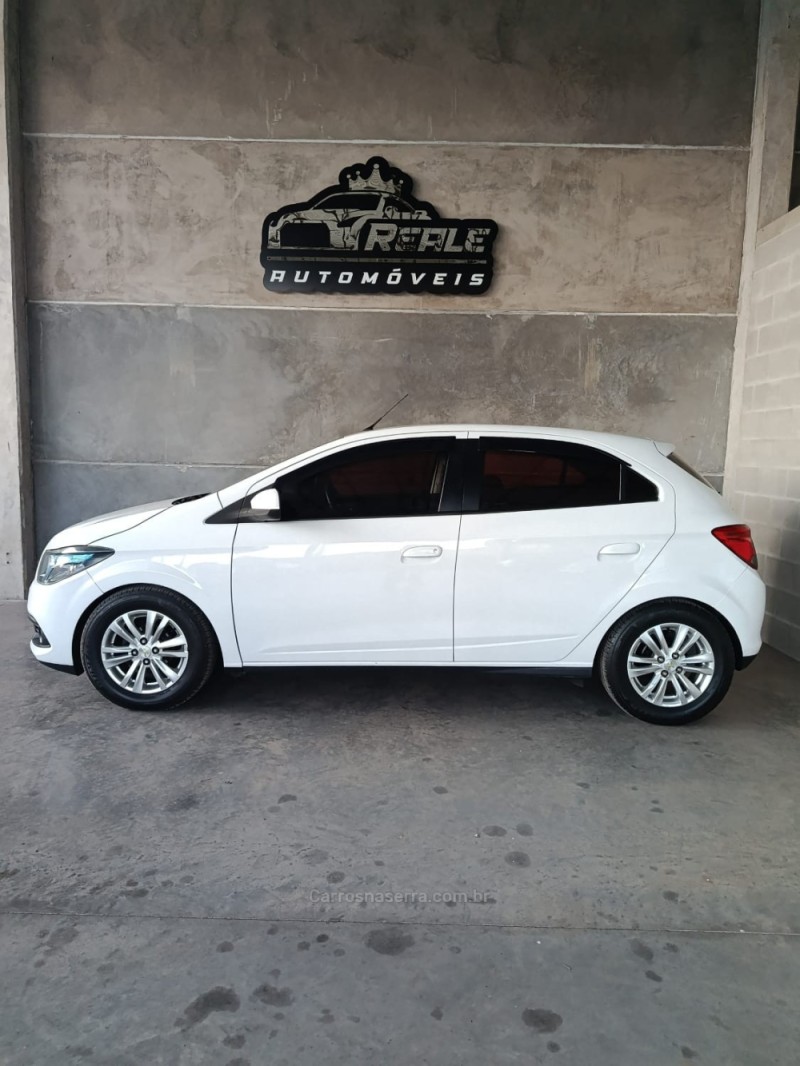 ONIX 1.4 MPFI LT 8V FLEX 4P MANUAL - 2015 - VALE REAL
