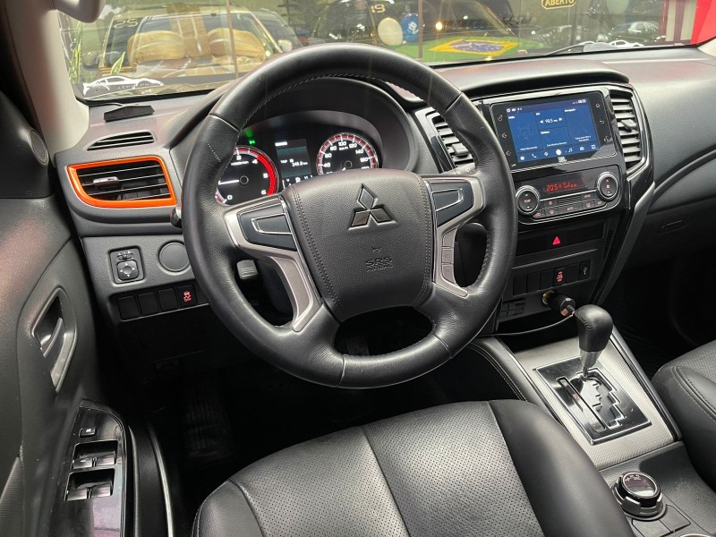 L200 TRITON 2.4 16V TURBO DIESEL SPORT GLS CD 4P 4X4 AUTOMÁTICA - 2022 - CAXIAS DO SUL