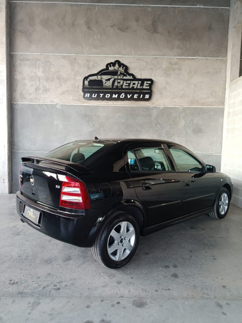 ASTRA 2.0 MPFI ADVANTAGE 8V FLEX 4P MANUAL - 2011 - VALE REAL