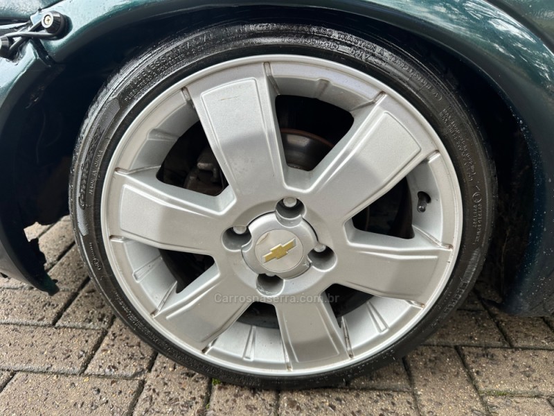CORSA 1.0 MPFI MILENIUM SEDAN 8V GASOLINA 4P MANUAL - 2001 - CAXIAS DO SUL