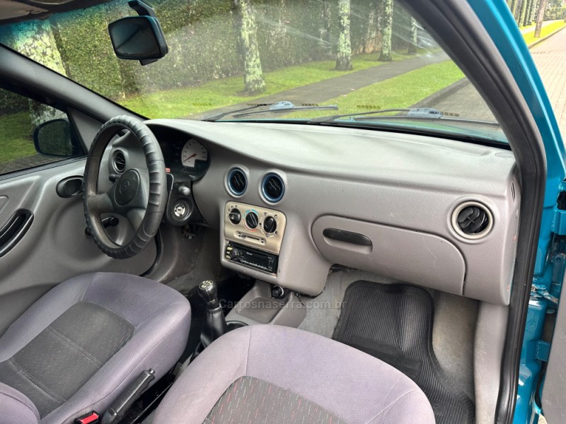 CELTA 1.0 MPFI SUPER 8V GASOLINA 2P MANUAL - 2001 - CAXIAS DO SUL
