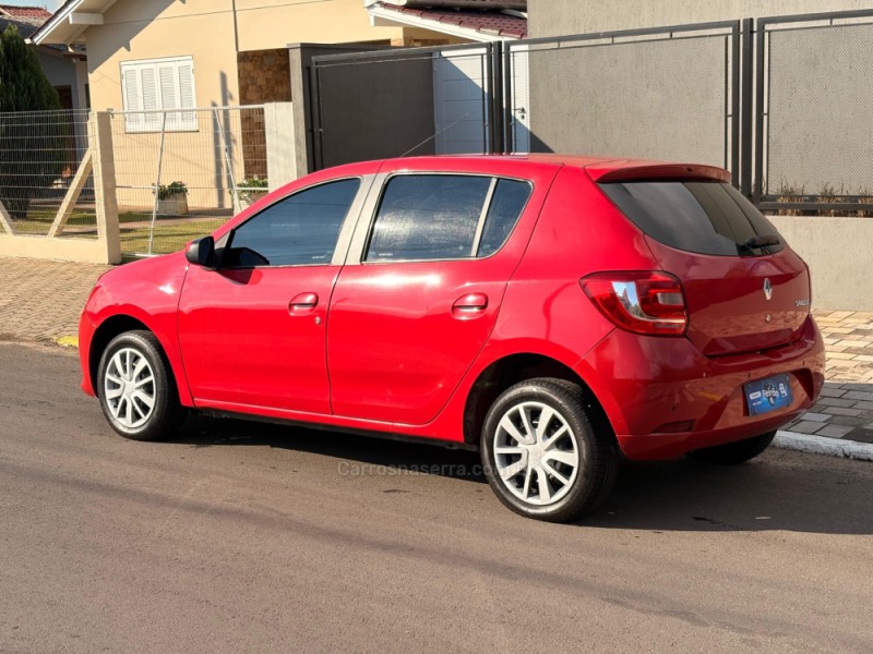 SANDERO 1.0 EXPRESSION 16V FLEX 4P MANUAL - 2016 - ESTâNCIA VELHA