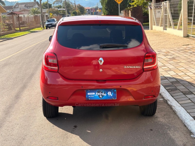 SANDERO 1.0 EXPRESSION 16V FLEX 4P MANUAL - 2016 - ESTâNCIA VELHA