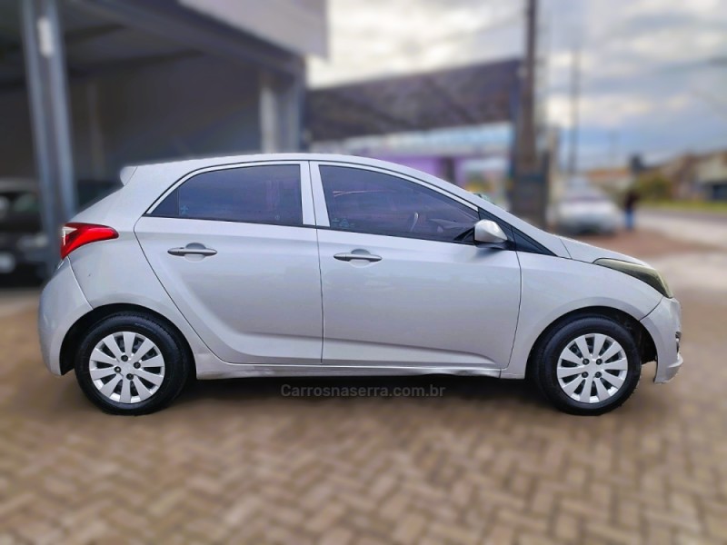HB20 1.0 COMFORT 12V FLEX 4P MANUAL - 2013 - NOVO HAMBURGO
