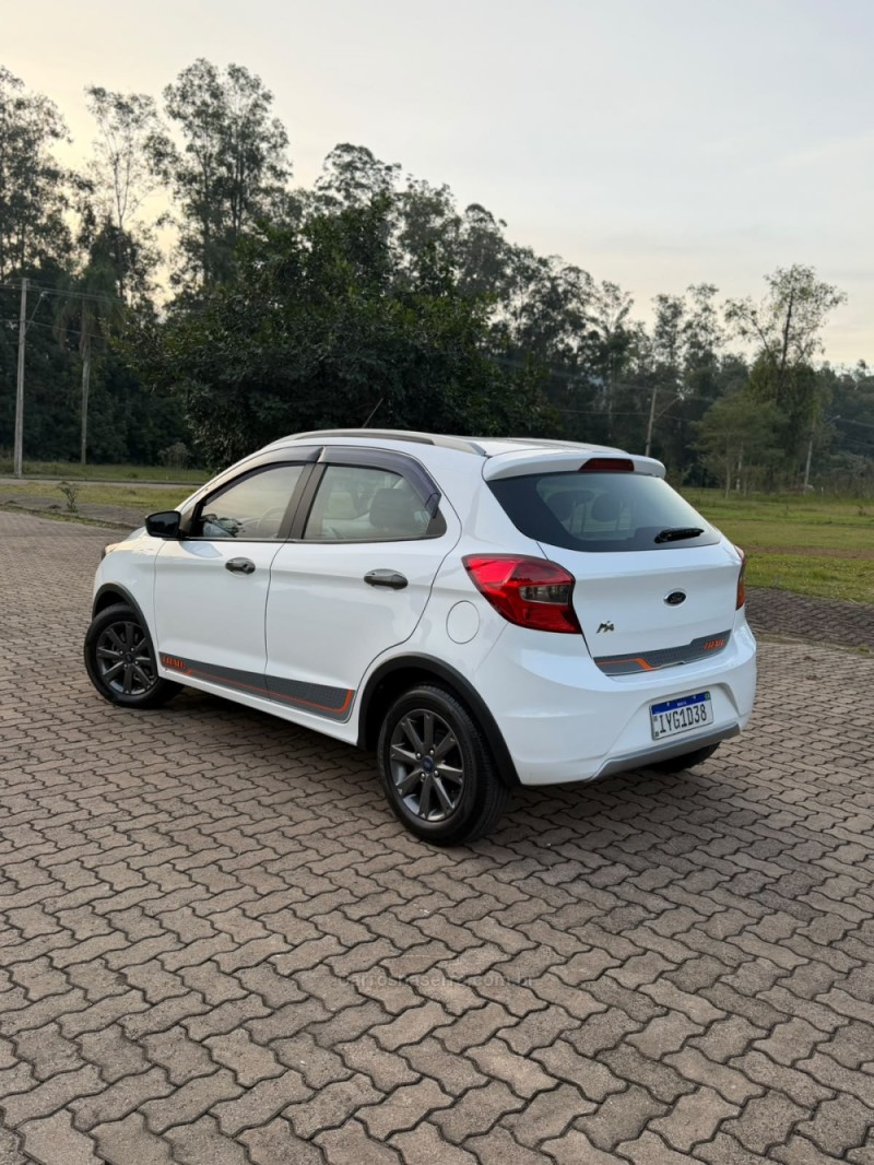 KA 1.0 TRAIL 12V FLEX 4P MANUAL - 2018 - ARROIO DO MEIO