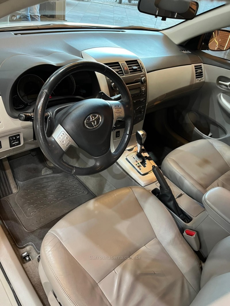 COROLLA 2.0 XEI 16V FLEX 4P AUTOMÁTICO - 2012 - CAXIAS DO SUL