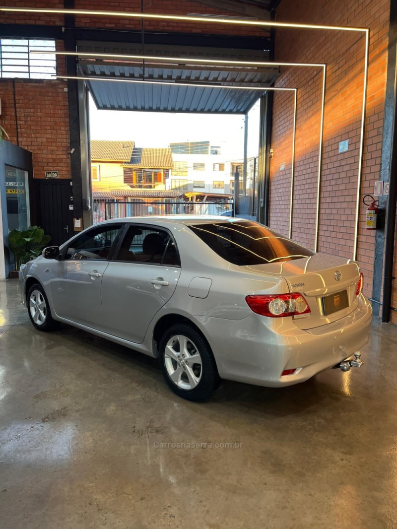 COROLLA 2.0 XEI 16V FLEX 4P AUTOMÁTICO - 2012 - CAXIAS DO SUL