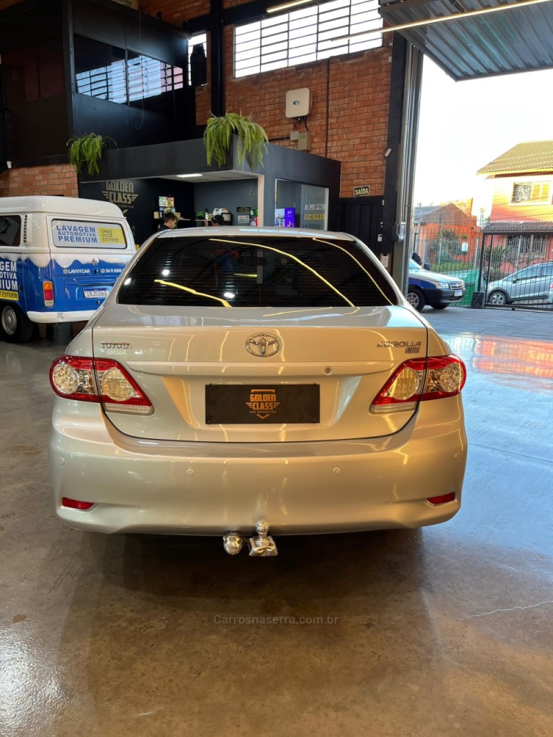 COROLLA 2.0 XEI 16V FLEX 4P AUTOMÁTICO - 2012 - CAXIAS DO SUL