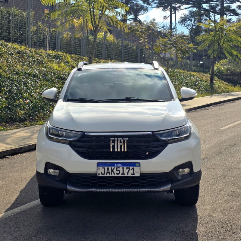 STRADA 1.3 VOLCANO CD 8V FLEX 4P MANUAL - 2021 - CAXIAS DO SUL