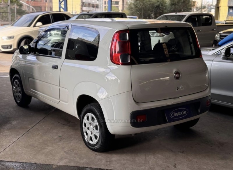 UNO 1.0 VIVACE 8V FLEX 2P MANUAL - 2015 - CAXIAS DO SUL