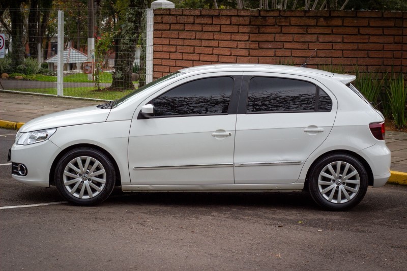 GOL 1.0 MI 8V FLEX 4P MANUAL G.V - 2009 - SãO SEBASTIãO DO CAí