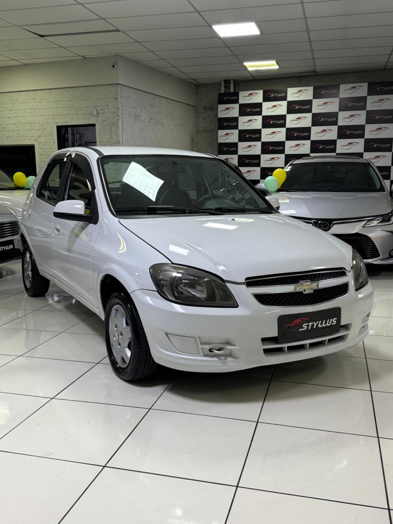 CELTA 1.0 MPFI LT 8V FLEX 4P MANUAL - 2015 - ESTâNCIA VELHA