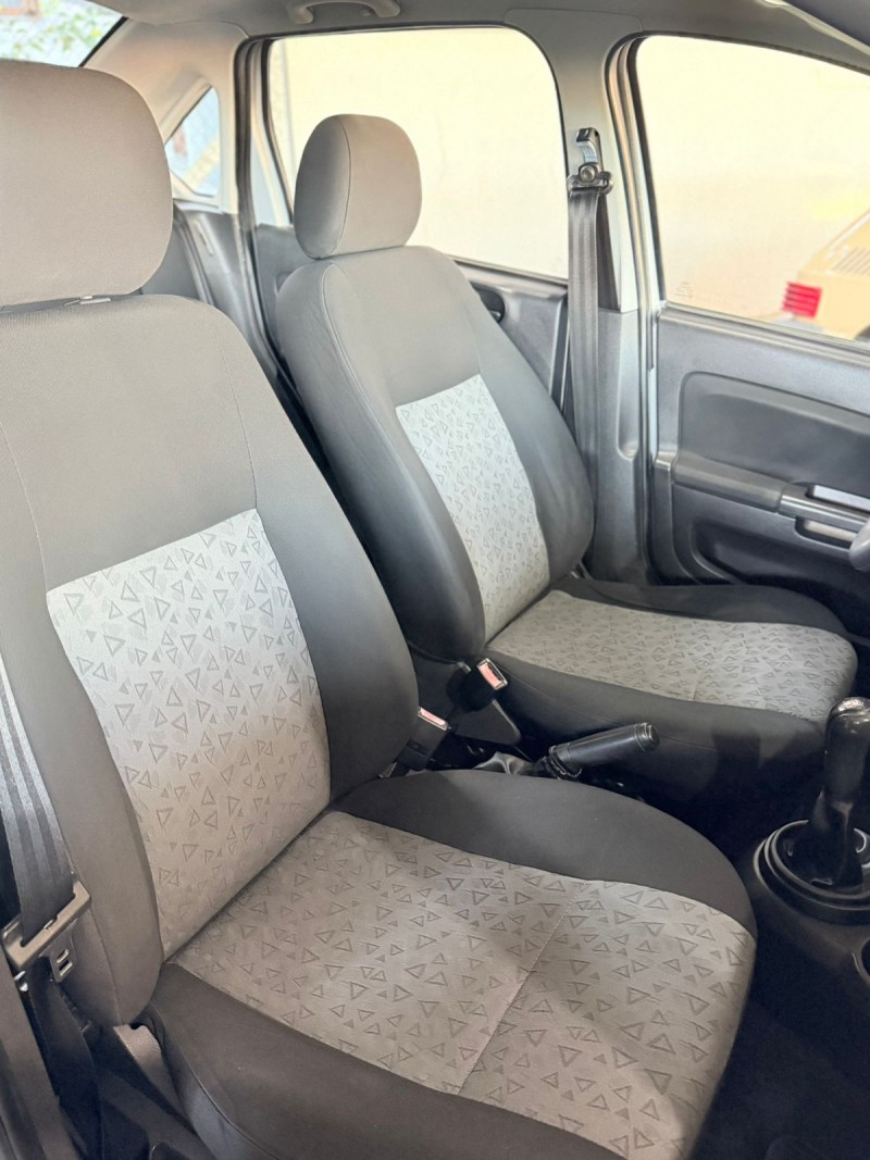 FIESTA 1.6 ROCAM SEDAN 8V FLEX 4P MANUAL - 2011 - CAXIAS DO SUL