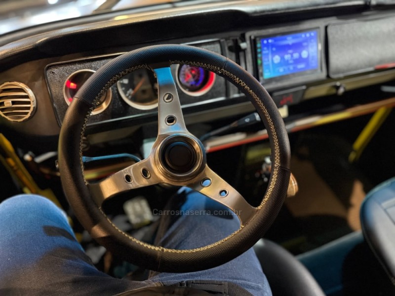 KOMBI 1.6 MI STD 8V GASOLINA 3P MANUAL - 1990 - FARROUPILHA