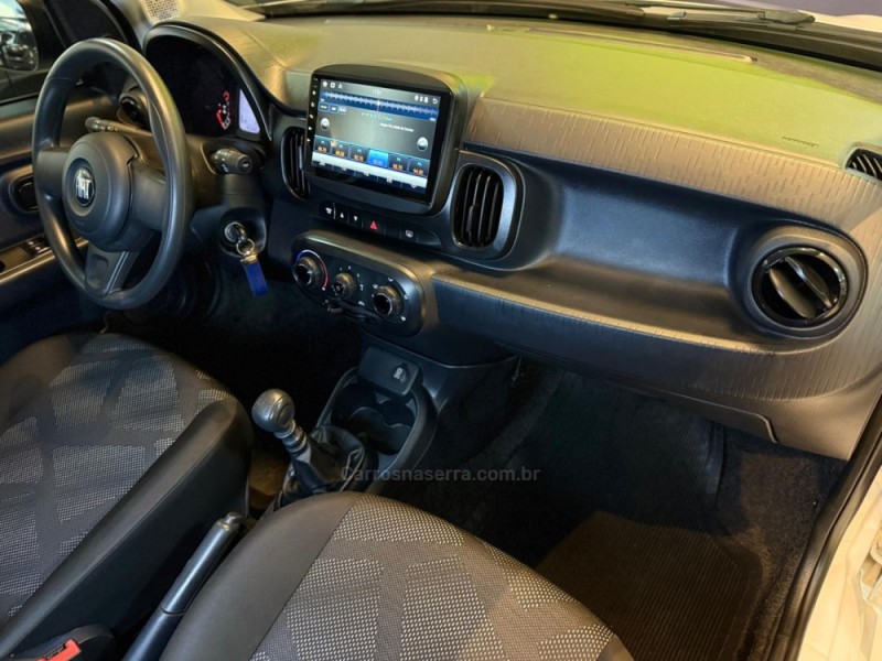 MOBI 1.0 TREKKING 8V FLEX 4P MANUAL - 2023 - SãO LEOPOLDO