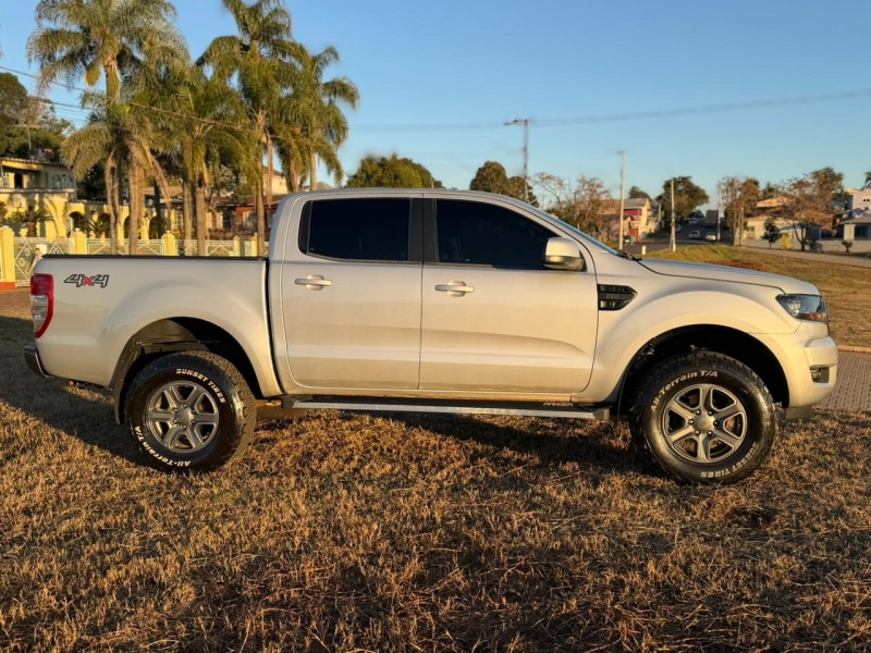 RANGER 2.2 TD XLS CD 4X4 DIESEL 4P AUTOMÁTICA - 2019 - LAGOA VERMELHA